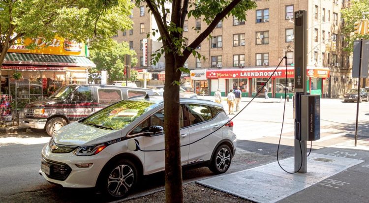 Are Zero-Emission Zones the Key to Cleaner Cities? Exploring the Impact of Urban Policies on EV Adoption