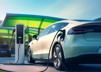 How the Development of Fast Charging Technology Will Transform the Electric Vehicle User Experience