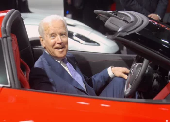 Will the Integration of Shared Mobility and Electrification Disrupt the Traditional Car Rental Market?