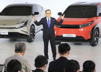 How Is the Demand for Electric Vehicles in the Used Car Market? Could They Become the Future Investment Trend?