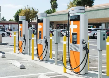 Can Innovative Solutions Overcome the Charging Infrastructure Deficit? What Will the Future of Electric Vehicle Charging Experience Look Like?