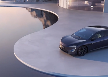 Can Technological Innovation in Electric Vehicles Surpass Gasoline Cars and Become the New Global Standard for Mobility?