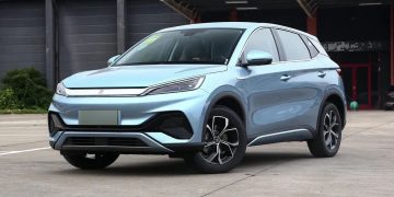 How Global Policy Support Affects Consumer Car Purchase Decisions: How Will Electric Vehicles Compete with Traditional Cars?