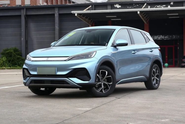 How Global Policy Support Affects Consumer Car Purchase Decisions: How Will Electric Vehicles Compete with Traditional Cars?